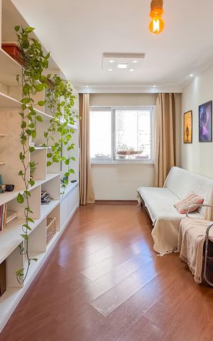 Apartamento à venda com 51m², 2 quartos e 1 vaga Apartamento à venda com 51m², 2 quartos e 1 vagaSala