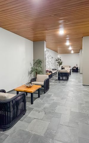 Apartamento à venda com 51m², 2 quartos e 1 vaga Apartamento à venda com 51m², 2 quartos e 1 vagaHall social
