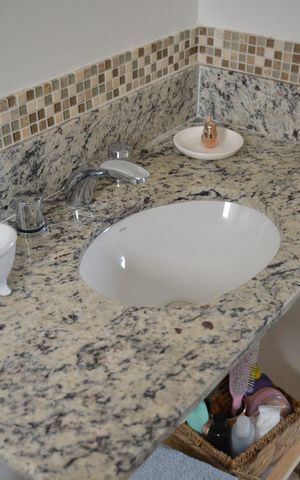 Apartamento à venda com 90m², 3 quartos e 2 vagasBanheiro da Suíte
