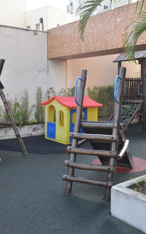 Apartamento à venda com 90m², 3 quartos e 2 vagasÁrea comum - Playground