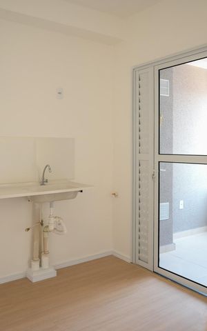 Apartamento à venda com 29m², 2 quartos e sem vaga Apartamento à venda com 29m², 2 quartos e sem vagaSala/Cozinha