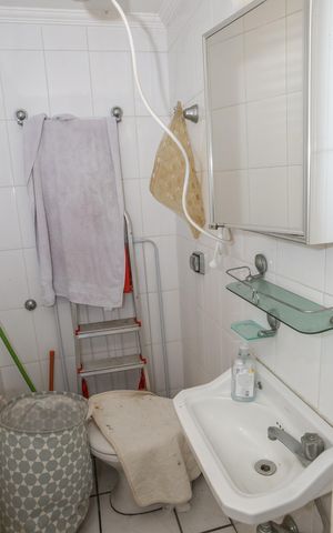 Apartamento à venda com 100m², 3 quartos e 1 vagaBanheiro de Serviço