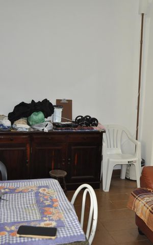 Casa à venda com 75m², 3 quartos e sem vagaSala