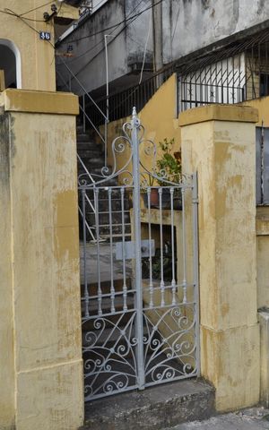 Casa à venda com 75m², 3 quartos e sem vagaFachada