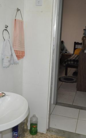 Casa à venda com 75m², 3 quartos e sem vagaBanheiro