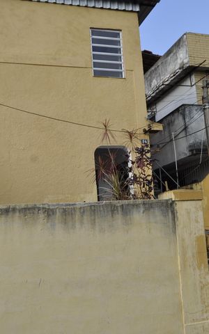 Casa à venda com 75m², 3 quartos e sem vagaFachada