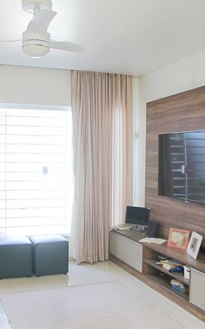 Casa para alugar com 240m², 3 quartos e 3 vagasSala