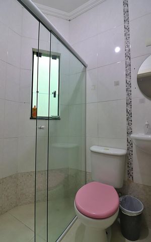 Casa para alugar com 370m², 3 quartos e 4 vagasBanheiro da Suíte 2