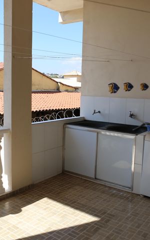 Casa à venda com 180m², 2 quartos e 2 vagasÁrea de Serviço