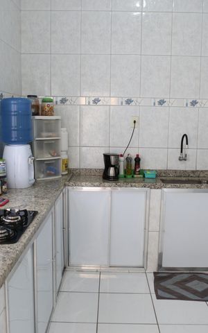 Casa à venda com 180m², 2 quartos e 2 vagasCozinha
