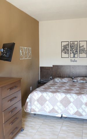 Casa à venda com 180m², 2 quartos e 2 vagasQuarto 2