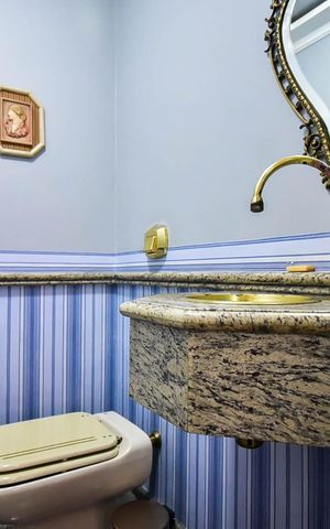 Apartamento para alugar com 228m², 4 quartos e 4 vagasLavabo