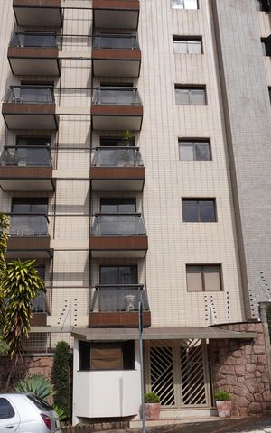 Apartamento para alugar com 150m², 4 quartos e 2 vagasFachada do Prédio