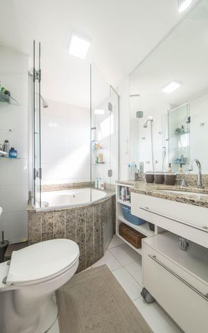 Apartamento à venda com 124m², 3 quartos e 2 vagasBanheiro da Suíte