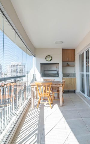Apartamento à venda com 124m², 3 quartos e 2 vagasVaranda