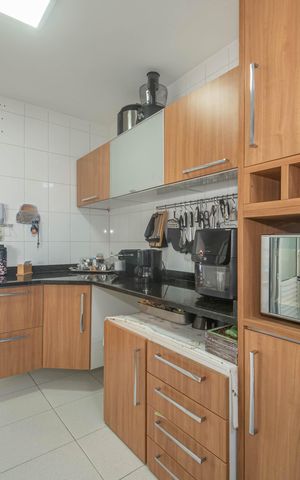 Apartamento à venda com 124m², 3 quartos e 2 vagasCozinha