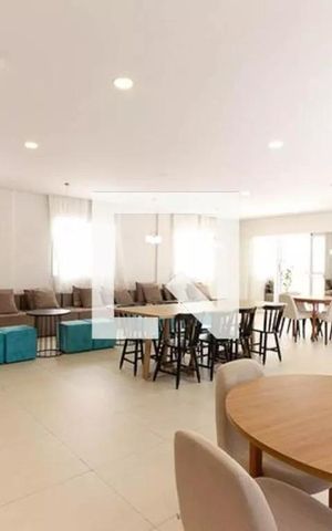 Apartamento para alugar com 35m², 2 quartos e sem vaga Apartamento para alugar com 35m², 2 quartos e sem vagaÁrea comum - Salão de festas