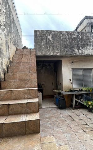 Casa à venda com 125m², 2 quartos e 2 vagas Casa à venda com 125m², 2 quartos e 2 vagasQuintal