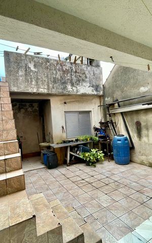 Casa à venda com 125m², 2 quartos e 2 vagas Casa à venda com 125m², 2 quartos e 2 vagasLavanderia