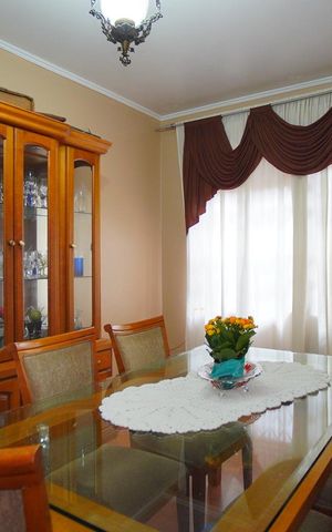 Casa à venda com 390m², 5 quartos e 4 vagasSala de Jantar