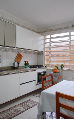 Casa à venda com 390m², 5 quartos e 4 vagasCozinha