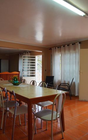 Casa à venda com 390m², 5 quartos e 4 vagasÁrea Externa