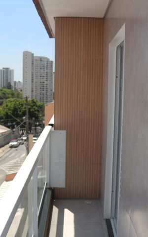 Apartamento para alugar com 100m², 2 quartos e 1 vagaSacada do Quarto 1