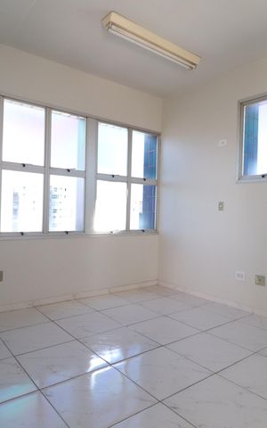 Apartamento para alugar com 230m², 2 quartos e sem vagaSuíte 2