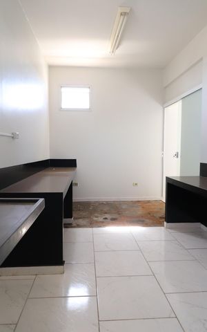 Apartamento para alugar com 230m², 2 quartos e sem vagaCozinha