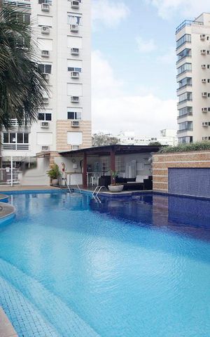 Apartamento para alugar com 93m², 3 quartos e 2 vagasÁrea Comum - Piscina