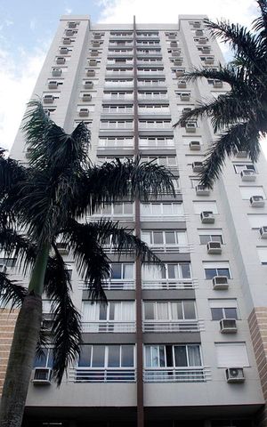 Apartamento para alugar com 93m², 3 quartos e 2 vagasFachada