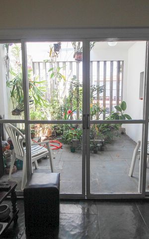 Casa à venda com 390m², 4 quartos e 4 vagasSala de TV