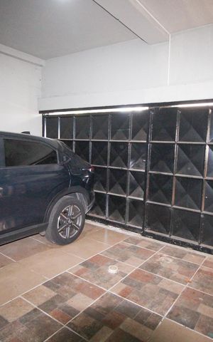 Casa à venda com 390m², 4 quartos e 4 vagasGaragem