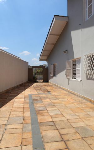 Casa à venda com 390m², 4 quartos e 4 vagasQuintal
