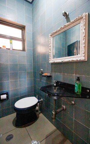 Casa à venda com 390m², 4 quartos e 4 vagasLavabo