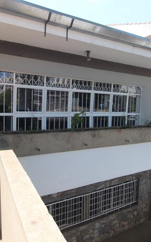 Casa à venda com 390m², 4 quartos e 4 vagasVaranda da Sala