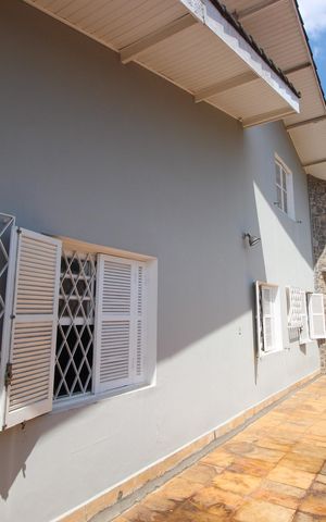 Casa à venda com 390m², 4 quartos e 4 vagasQuintal