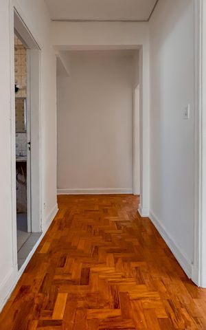 Apartamento à venda com 129m², 3 quartos e sem vaga Apartamento à venda com 129m², 3 quartos e sem vagaCorredor