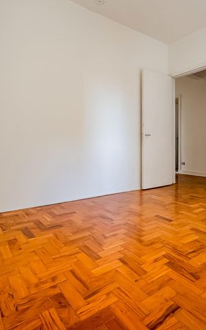 Apartamento à venda com 129m², 3 quartos e sem vaga Apartamento à venda com 129m², 3 quartos e sem vagaQuarto 1