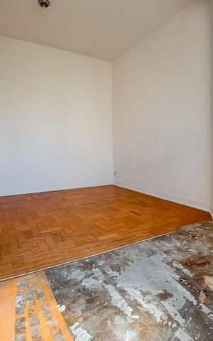 Apartamento à venda com 129m², 3 quartos e sem vaga Apartamento à venda com 129m², 3 quartos e sem vagaQuarto 2