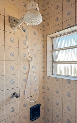 Apartamento à venda com 129m², 3 quartos e sem vaga Apartamento à venda com 129m², 3 quartos e sem vagaBanheiro Corredor