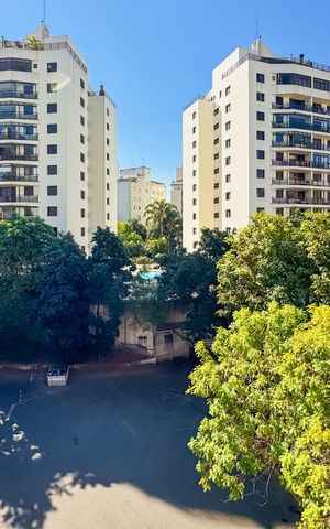Apartamento à venda com 129m², 3 quartos e sem vaga Apartamento à venda com 129m², 3 quartos e sem vagaVista do Quarto 2