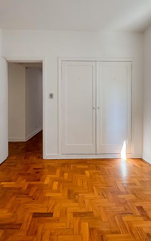 Apartamento à venda com 129m², 3 quartos e sem vaga Apartamento à venda com 129m², 3 quartos e sem vagaQuarto 1