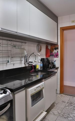 Apartamento à venda com 87m², 3 quartos e 2 vagas Apartamento à venda com 87m², 3 quartos e 2 vagasCozinha