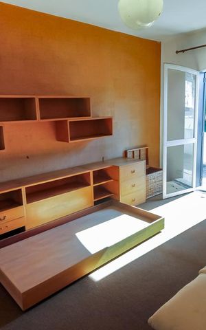Casa à venda com 607m², 5 quartos e 5 vagas Casa à venda com 607m², 5 quartos e 5 vagasQuarto 1