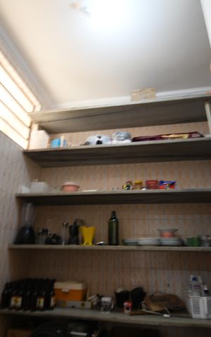 Casa à venda com 330m², 3 quartos e 6 vagasCozinha - Despensa