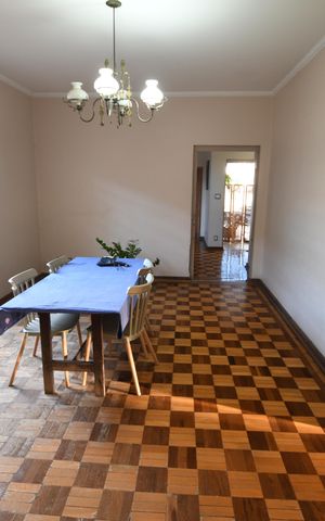 Casa à venda com 330m², 3 quartos e 6 vagasSala de Jantar