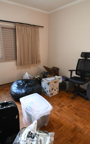 Casa à venda com 330m², 3 quartos e 6 vagasQuarto 1