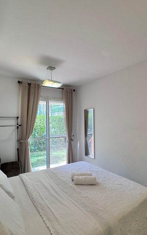 Apartamento à venda com 100m², 2 quartos e 2 vagas Apartamento à venda com 100m², 2 quartos e 2 vagasSuíte