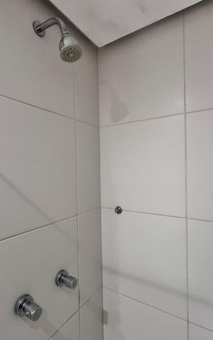 Apartamento à venda com 100m², 2 quartos e 2 vagas Apartamento à venda com 100m², 2 quartos e 2 vagasBanheiro da Suíte